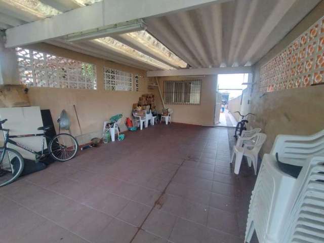 Sobrado com 4 dorms, Balneário Itaóca, Mongaguá - R$ 270 mil, Cod: 70509560