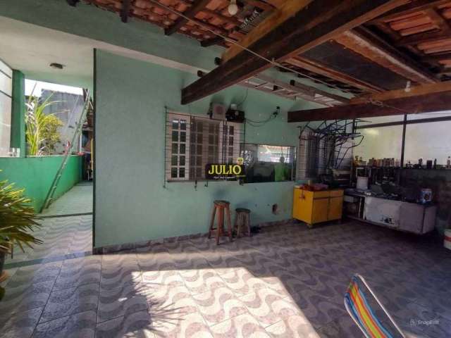 Casa com 2 quartos à venda em Vera Cruz, Mongaguá  por R$ 245.000