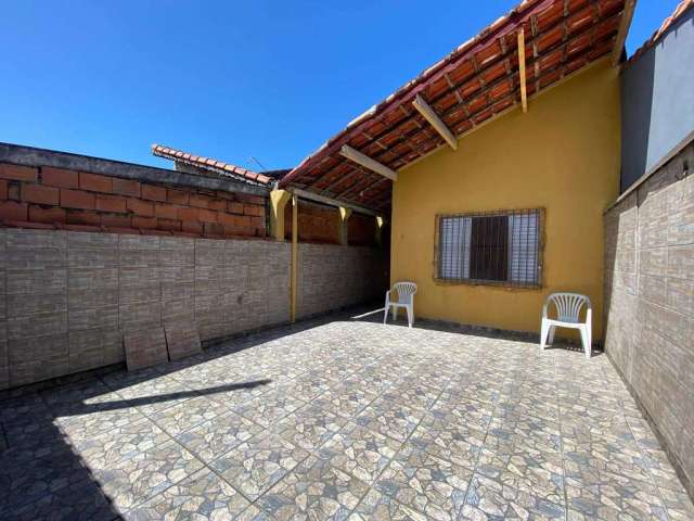 Casa com 2 quartos à venda no Balneário Plataforma, Mongaguá , 67 m2 por R$ 180.000