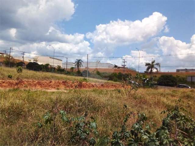 Terreno à venda em Loteamento Parque Industrial - SP