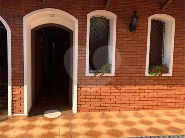 Casa com 3 quartos à venda ou para locação em Vila Joana - SP