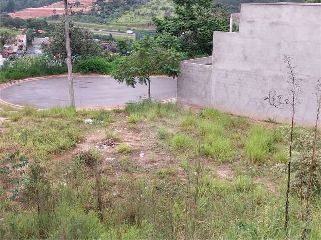 Terreno à venda em Jardim Vale Verde - SP