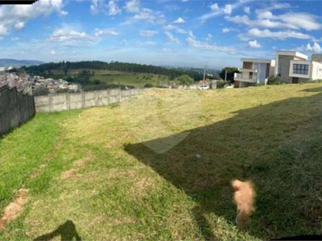 Casa à venda em Loteamento Vale Azul I - SP