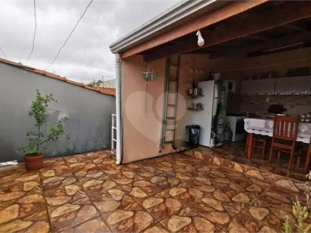 Casa com 2 quartos à venda em Fazenda Grande - SP