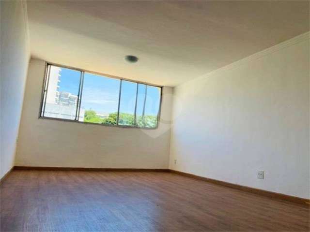 Apartamento com 3 quartos à venda em Anhangabaú - SP