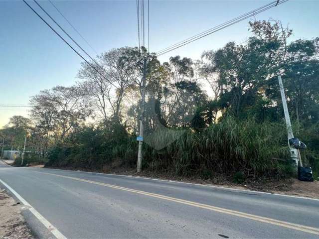 Terreno à venda em Chácaras Do Guacuri - SP