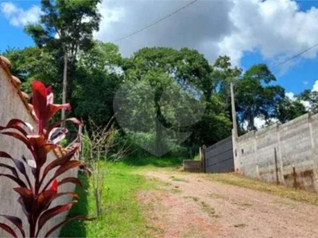 Terreno à venda em Roseira - SP