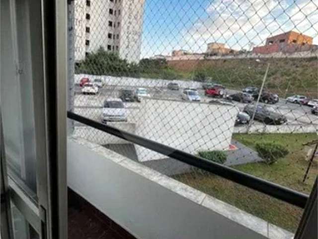 Apartamento com 3 quartos para locação em Anhangabaú - SP