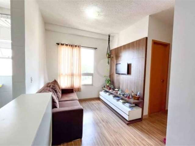 Apartamento com 2 quartos à venda em Cidade Nova - SP