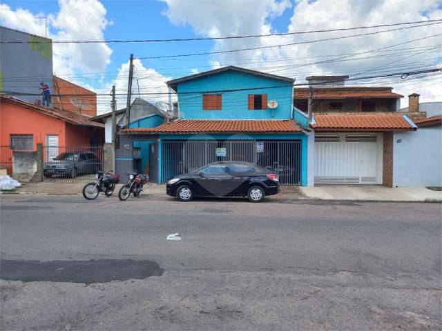 Casa com 4 quartos à venda em Jardim Alegria - SP