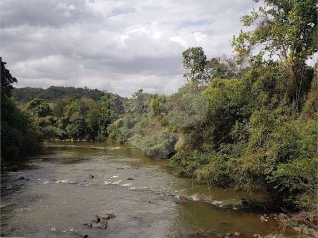 Condomínio à venda em Sousas - SP