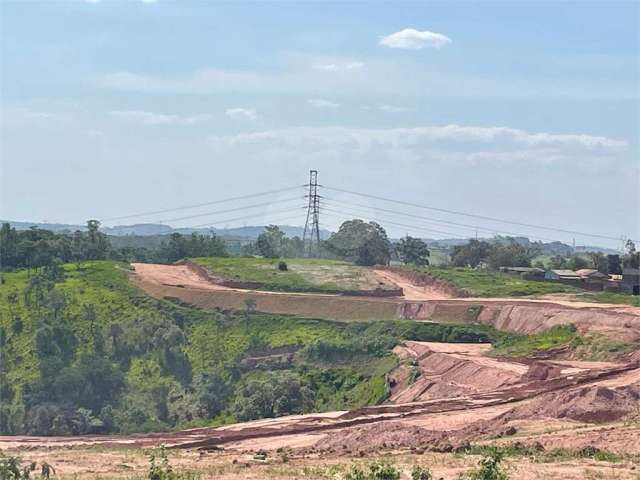 Terreno à venda em Poste - SP