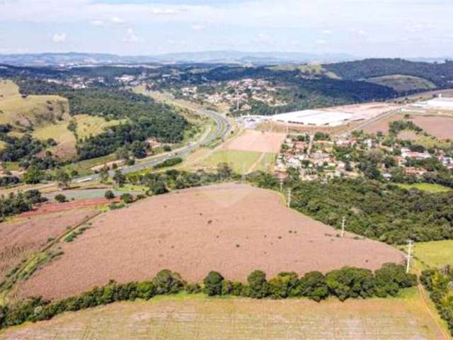 Área de Terra à venda em Real Parque Dom Pedro I - SP