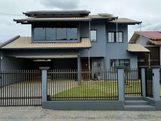 Casa com 3 dormitórios à venda, 248 m² por R$ 1.700.000,00 - Santo Antônio - Joinville/SC