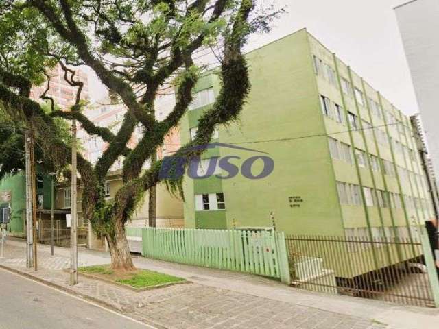 Apartamento ao lado do Clube Curitibano