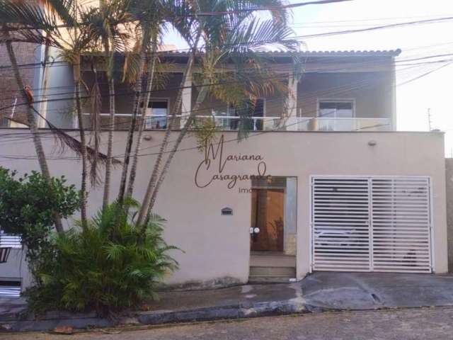 Casa para Venda em Volta Redonda, Jardim Amália, 4 dormitórios, 1 suíte, 3 banheiros, 2 vagas