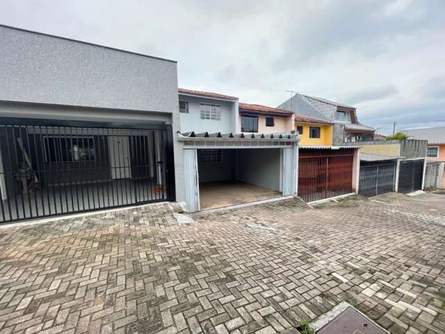 Casa em Condomínio com 2 Dormitórios e 2 Vagas de Garagem