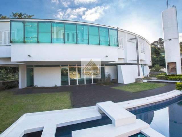 Casa com 6 suítes e 6 vagas na Cidade Jardim