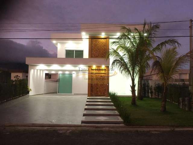 Casa de Alto Padrão em condomínio fechado, em Bertioga/SP