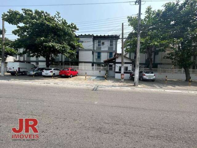 Apartamento com 2 dormitórios à venda, 49 m² por R$ 370.000 - Braga - Cabo Frio/RJ