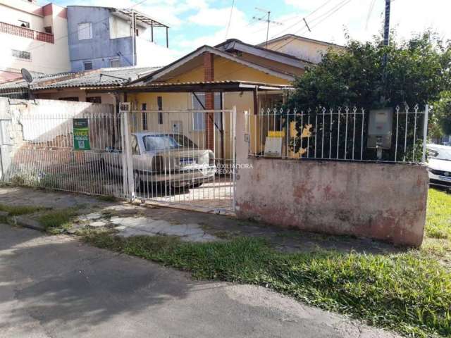 Casa com 3 quartos à venda na Rua Derik Oscar Ely, 74, Costa e Silva, Porto Alegre, 120 m2 por R$ 210.000