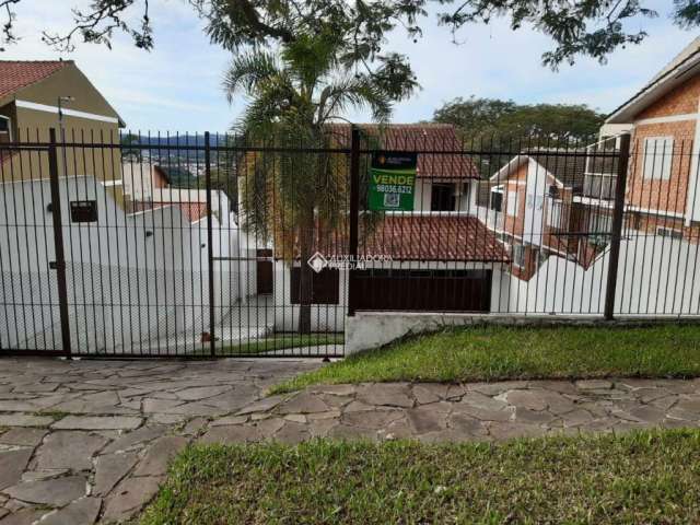 Casa com 3 quartos à venda na Rua Lloyd de Andrade Polidoro, 106, Ipanema, Porto Alegre, 204 m2 por R$ 780.000