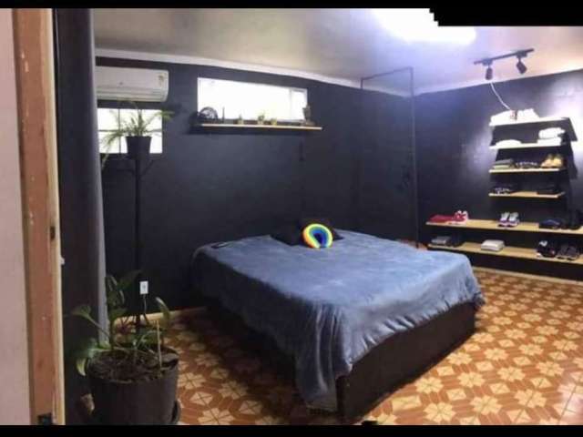 Casa com 4 quartos à venda na Avenida Francisco Talaia de Moura, 445, Rubem Berta, Porto Alegre, 120 m2 por R$ 325.000