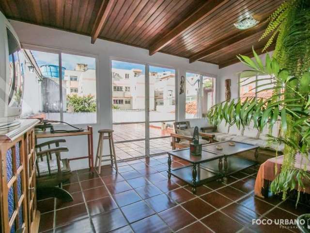 Casa em condomínio fechado com 4 quartos à venda na Rua São Francisco, 724, Santana, Porto Alegre, 300 m2 por R$ 860.000