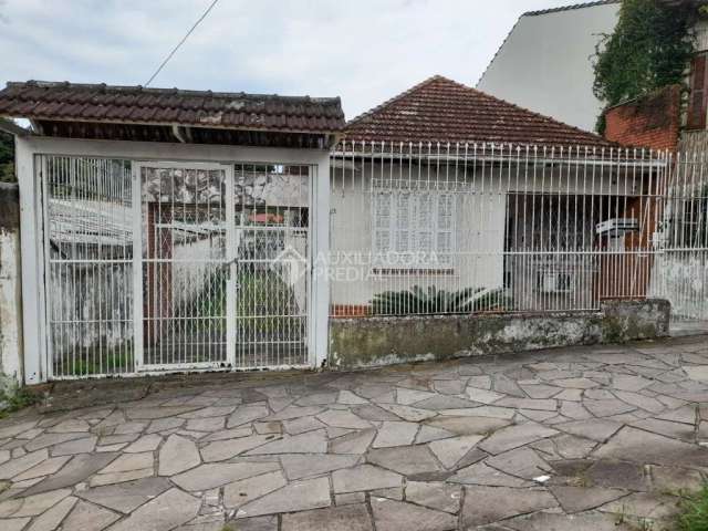 Casa com 4 quartos à venda na Avenida Sergipe, 352, Glória, Porto Alegre, 160 m2 por R$ 320.000