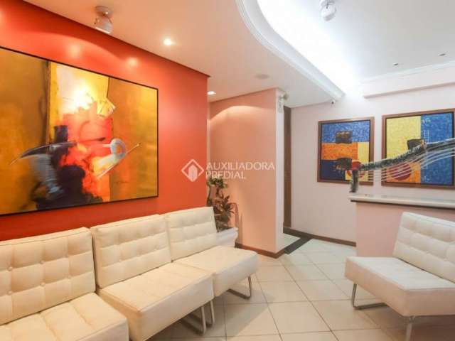 Sala comercial à venda na Avenida Protásio Alves, 584, Rio Branco, Porto Alegre, 84 m2 por R$ 499.000