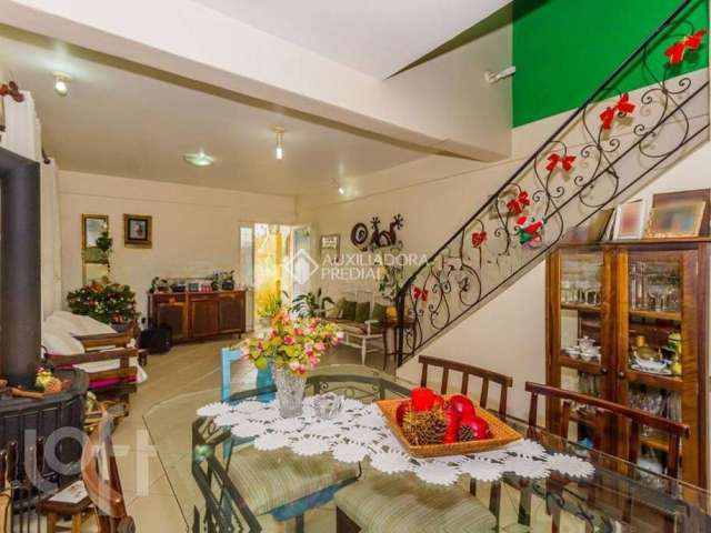 Casa com 5 quartos à venda na Rua Doutor Luiz da Silva Flores, 85, Teresópolis, Porto Alegre, 308 m2 por R$ 1.250.000