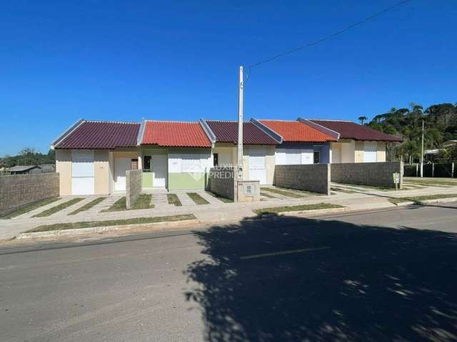 Casa com 2 quartos à venda na DAKAR, 172, Parque Itacolomi, Gravataí, 44 m2 por R$ 205.000