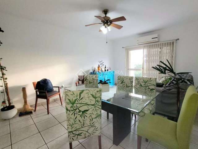 Apartamento com 3 quartos à venda na Avenida Icaraí, 892, Cristal, Porto Alegre, 107 m2 por R$ 300.000