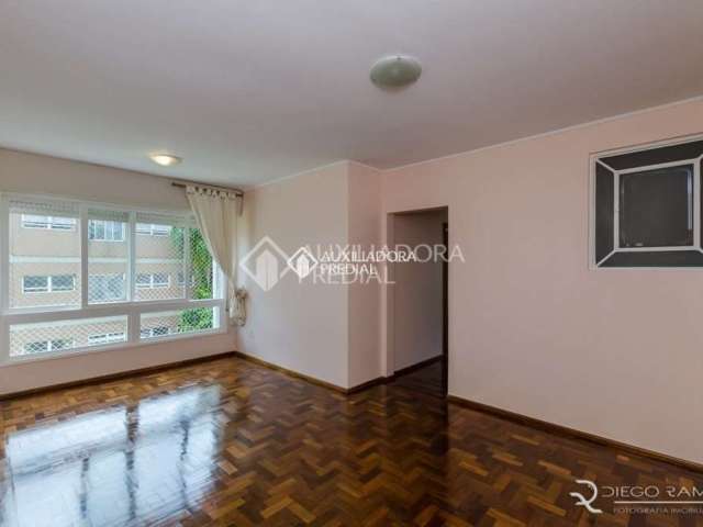 Apartamento com 3 quartos à venda na Rua Eça de Queiroz, 168, Petrópolis, Porto Alegre, 88 m2 por R$ 550.000