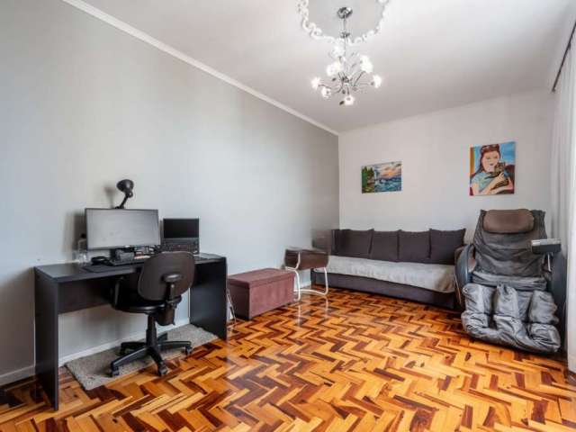 Apartamento com 3 quartos à venda na Rua Jerônimo Coelho, 59, Centro Histórico, Porto Alegre, 117 m2 por R$ 585.000