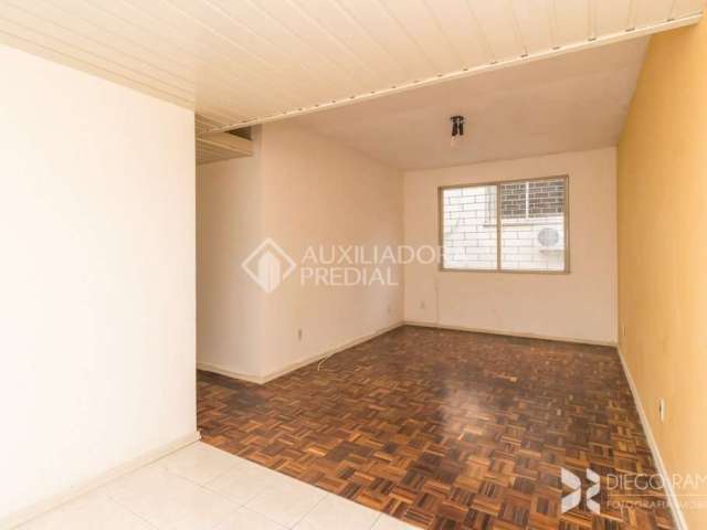 Apartamento com 3 quartos à venda na Rua Eudoro Berlink, 629, Auxiliadora, Porto Alegre, 75 m2 por R$ 439.000