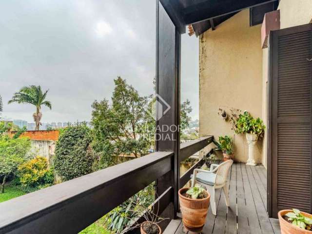 Casa com 4 quartos à venda na Rua Balduino Roehrig, 286, Três Figueiras, Porto Alegre, 544 m2 por R$ 1.800.000