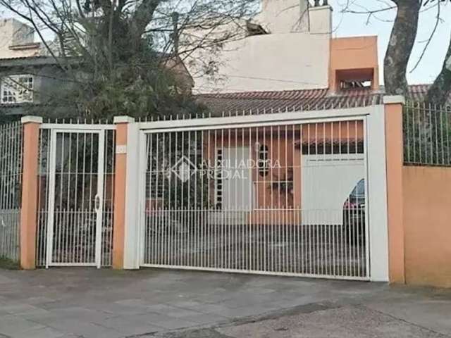 Casa com 4 quartos à venda na Rua Tupã, 141, Vila Assunção, Porto Alegre, 198 m2 por R$ 1.500.000