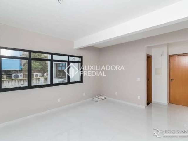 Sala comercial à venda na Rua Santa Cecília, 1743, Santa Cecília, Porto Alegre, 26 m2 por R$ 140.000