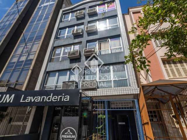 Sala comercial à venda na Rua Felipe Camarão, 632, Rio Branco, Porto Alegre, 35 m2 por R$ 99.000