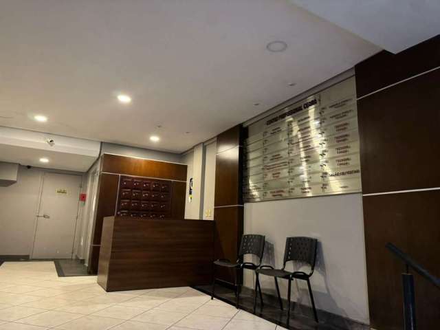 Sala comercial à venda na Avenida Ceará, 811, São João, Porto Alegre, 27 m2 por R$ 90.000