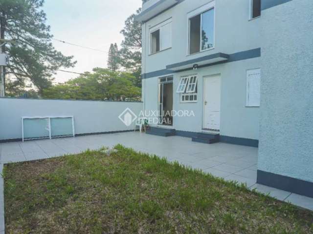 Casa com 3 quartos à venda na Acesso Marcelino Barski, 57, Jardim Itu Sabará, Porto Alegre, 220 m2 por R$ 900.000