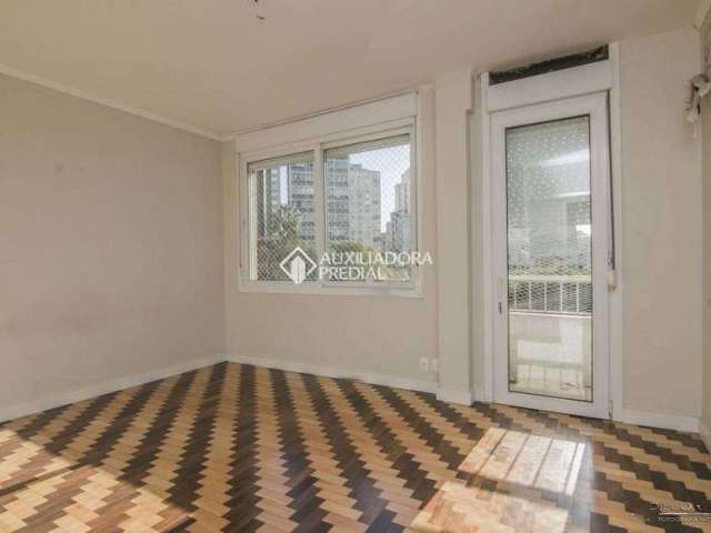 Apartamento com 3 quartos à venda na Rua Duque de Caxias, 1727, Centro Histórico, Porto Alegre, 145 m2 por R$ 720.000