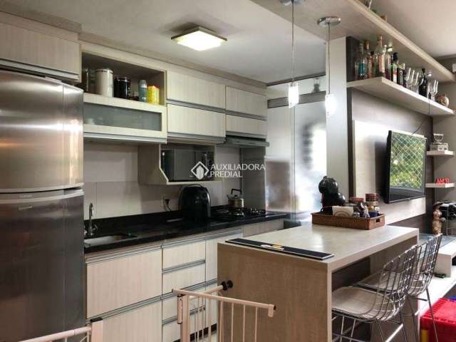 Apartamento com 2 quartos à venda na Rua Carlos Reverbel, 200, Jardim Carvalho, Porto Alegre, 52 m2 por R$ 315.000