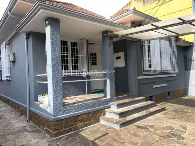 Casa com 3 quartos à venda na Avenida Bastian, 294, Menino Deus, Porto Alegre, 200 m2 por R$ 2.300.000