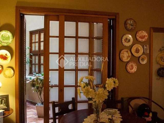 Apartamento com 3 quartos à venda na Travessa Miranda e Castro, 69, Santana, Porto Alegre, 103 m2 por R$ 479.000