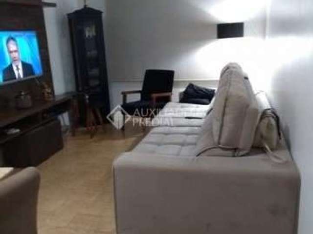 Apartamento com 2 quartos à venda na Rua Doutor Pereira Neto, 2200, Tristeza, Porto Alegre, 75 m2 por R$ 300.000