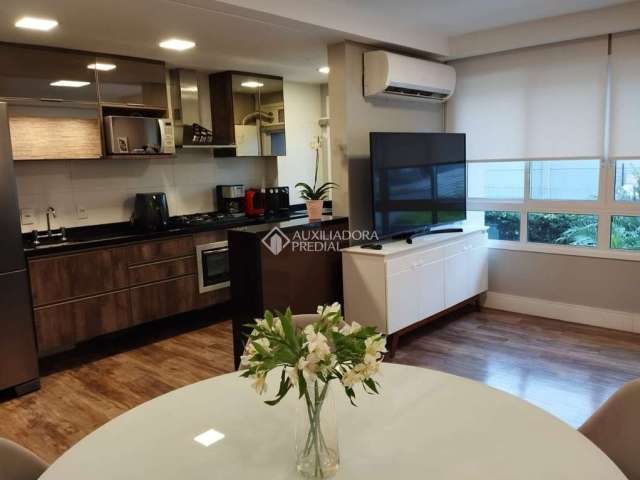 Apartamento com 2 quartos à venda na Avenida Otto Niemeyer, 1006, Tristeza, Porto Alegre, 70 m2 por R$ 595.000