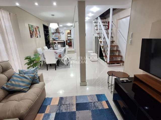 Casa com 2 quartos à venda na Rua Demétrio Ribeiro, 662, Centro Histórico, Porto Alegre, 118 m2 por R$ 760.000