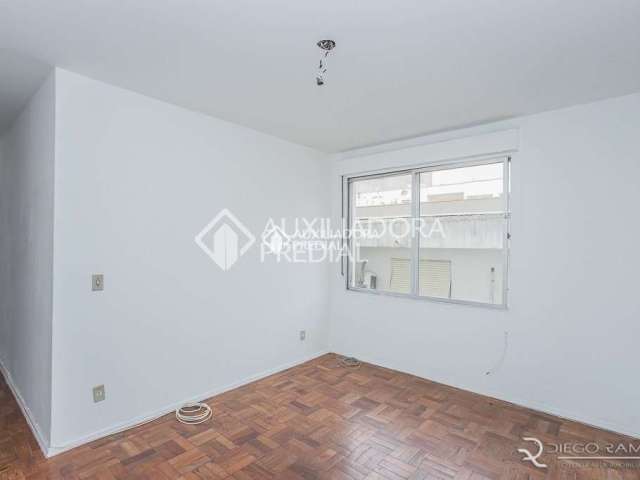 Apartamento com 2 quartos à venda na Avenida Alegrete, 488, Petrópolis, Porto Alegre, 70 m2 por R$ 269.000